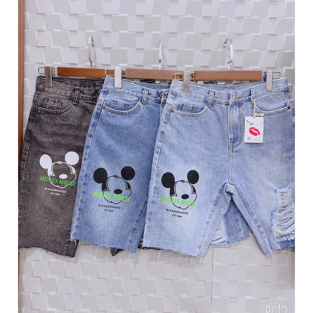 Quần jean lửng in mặt chuột cực cá tính