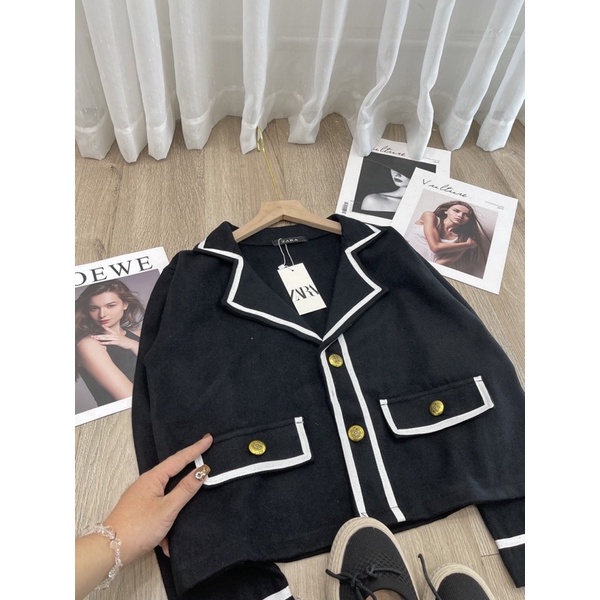 Áo dạ ngắn cổ vest chạy viền trắng cúc đồng túi hộp tay dài trẻ trung mix chân váy hoặc váy đều đẹp chất dạ lì mềm | BigBuy360 - bigbuy360.vn