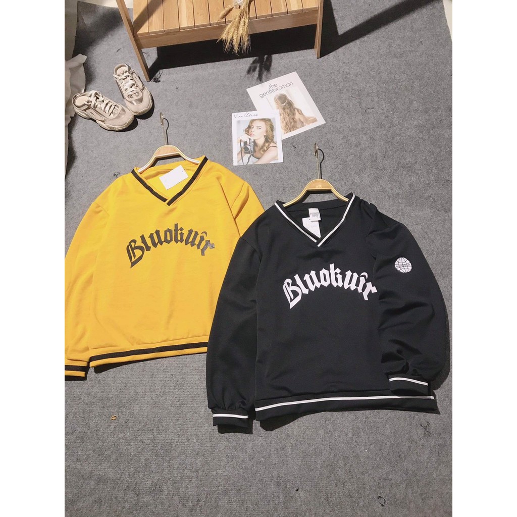 Áo Nỉ Sweater Unisex dáng rộng cổ tim phối viền trắng nổi chữ | BigBuy360 - bigbuy360.vn