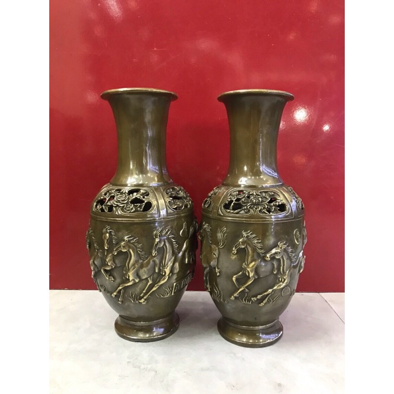 Đôi lọ hoa bát mã dáng cao