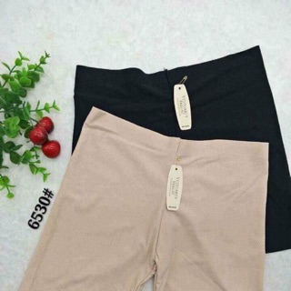 Quần mặc váy đúc thông hơi