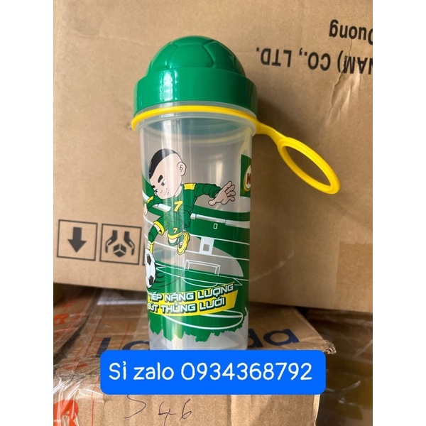 Set 2 BÌNH NƯỚC MILO NĂNG ĐỘNG NẮP HÌNH TRÁI BÓNG