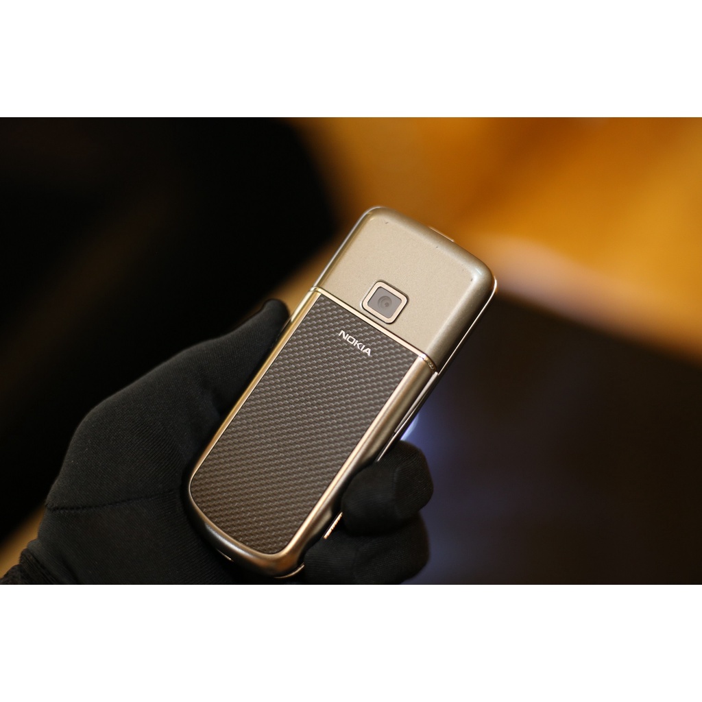 Điện Thoại 8800 Arte Cacbon