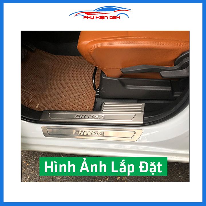 Bộ ốp bậc cửa trong ngoài nẹp bước chân Ertiga 2019-2020-2021-2022 Inox chống trầy trang trí xe