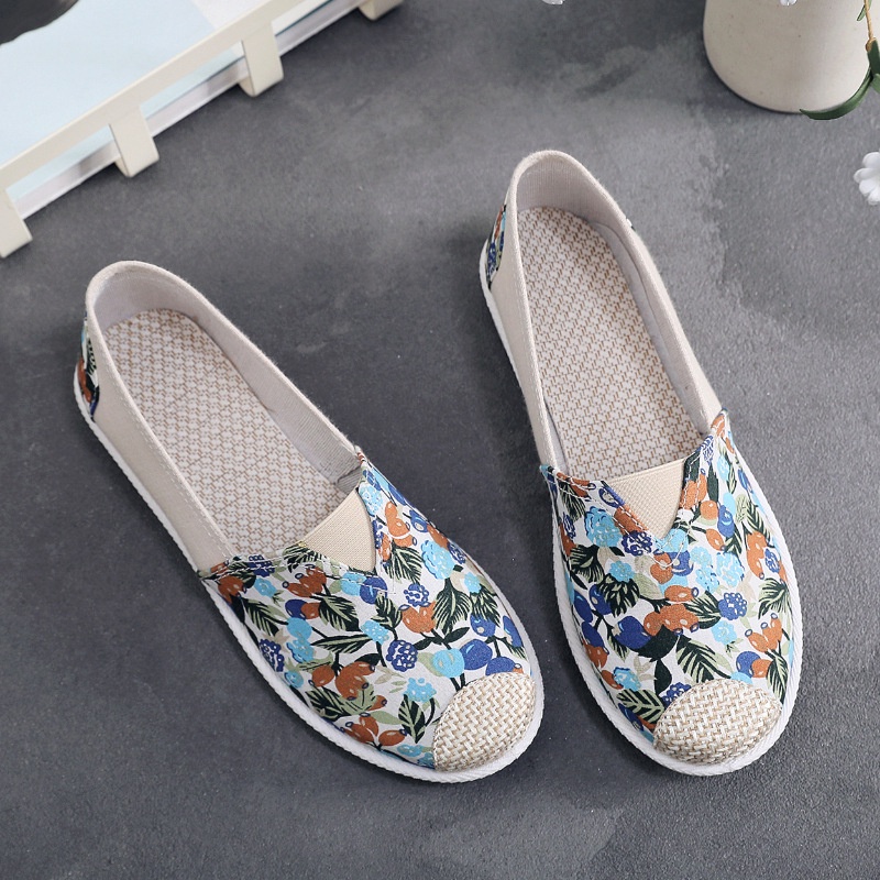 Giày Vải Canvas Đế Mềm Không Trượt Thoải Mái Hợp Xu Hướng Thời Trang Phong Cách Bắc Kinh Cổ Điển Cho Nữ