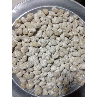 🍬🍬🍬KẸO Ú tuổi thơ...😊😊😊😊.ăn để nhớ về tuổi thơ dữ dội..😁😁😁😁Kẹo không phẩm màu k bỏ hương liệu k có chất bảo quản.