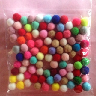 Hạt pompom