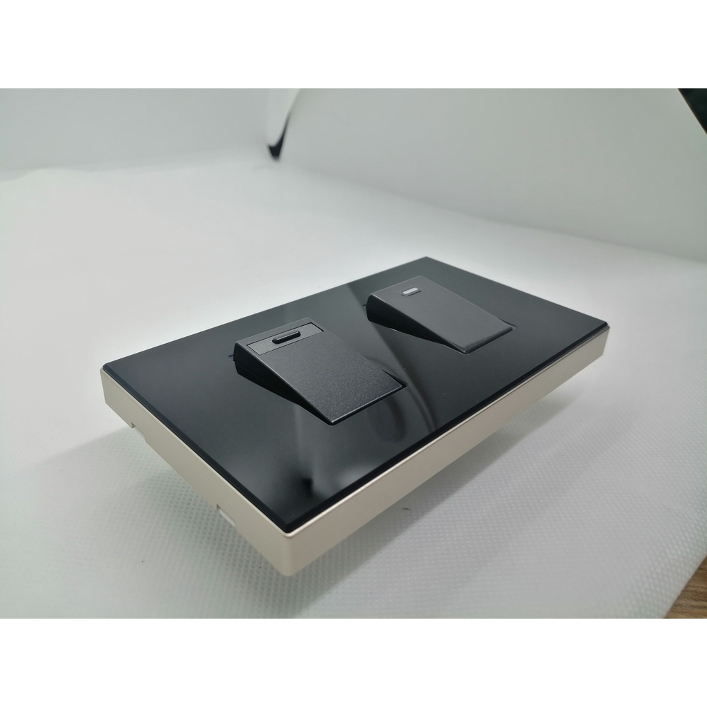 Mặt công tắc panasonic