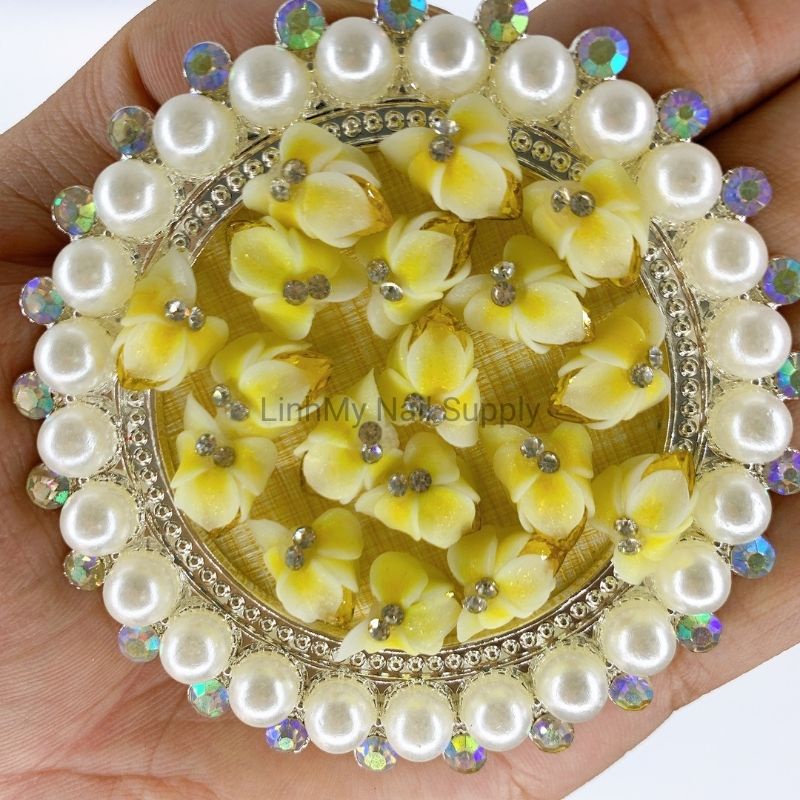 Hoa Bột Gắn Móng, Hoa Ẩn Chân Hoa Cúc Charm