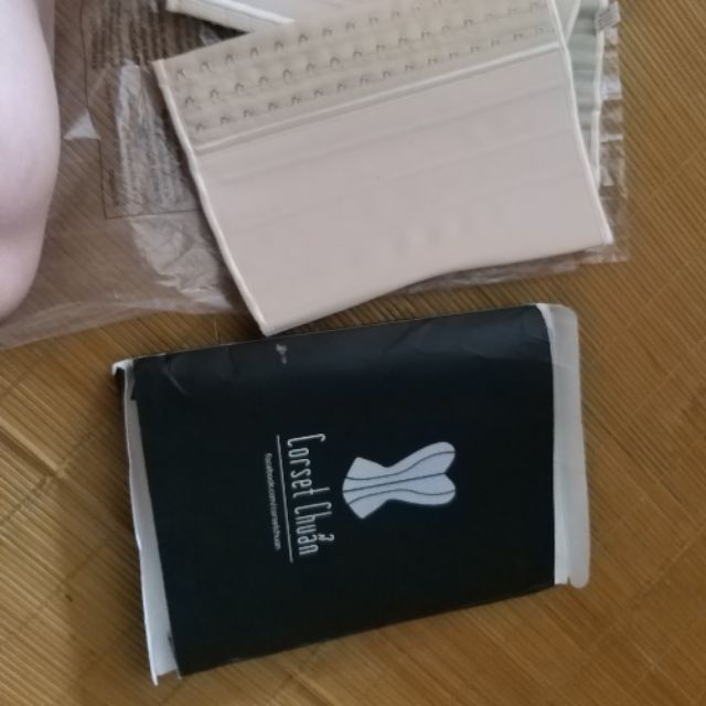 Đai giảm béo latex