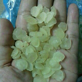 Tuyết liên tử - bồ mễ: 50g ~100g để nấu chè dưỡng nhan.