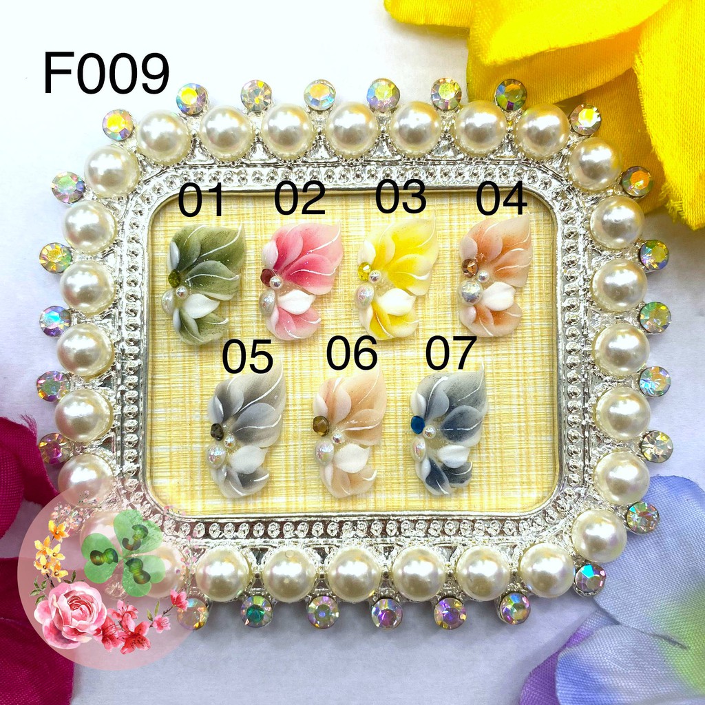 Mẫu: F009 . Hoa bột &quot;Cúc uốn&quot; đính móng siêu xinh.