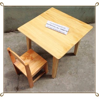 Bàn ghế gỗ: 1 bàn 1 ghế gỗ thông thịt