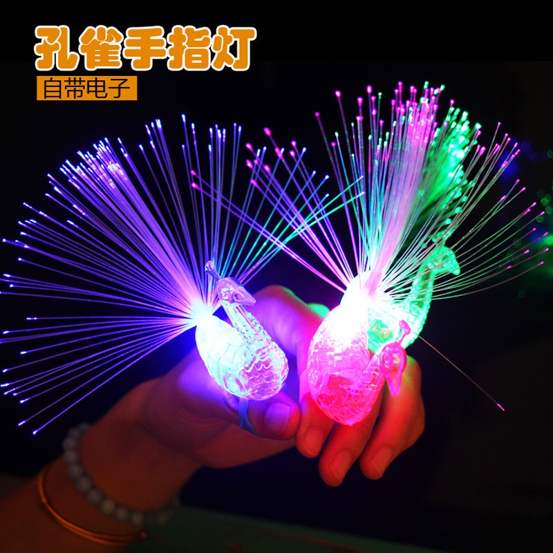 Nhẫn Hình Chim Công Có Đèn Thay Đổi Màu Sắc Dành Cho Trẻ Em