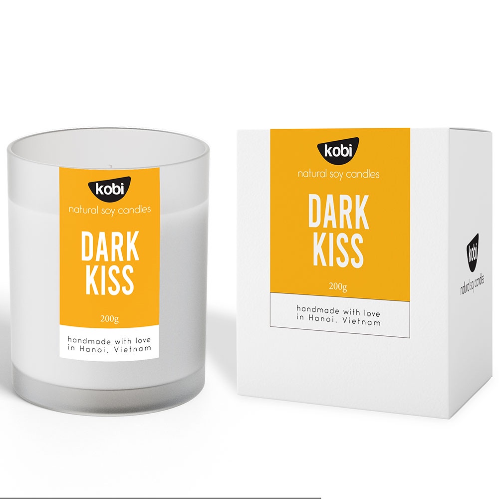 Nến thơm Kobi Dark Kiss cao cấp làm từ 100% sáp đậu nành, giúp giảm stress, sang trọng, tinh tế -200g