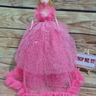 Búp bê công chúa đầm dạ hội cực to.