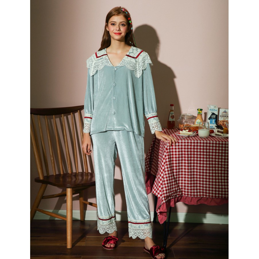 (Thanh lý) Bộ Mặc Nhà Vải Nhung Princess Cổ Ren Bản To CT183