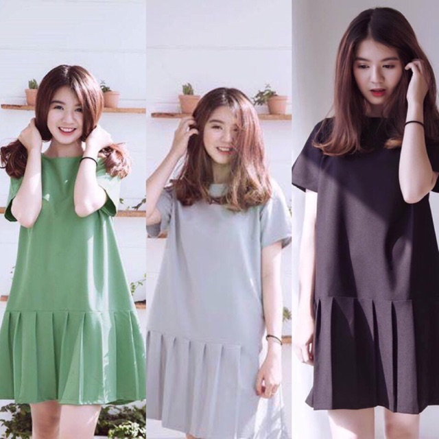 Váy suông xếp ly