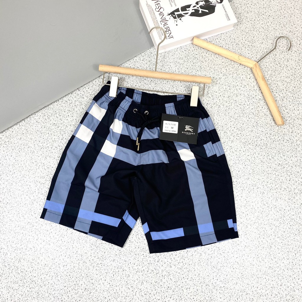 Quần đùi nam kẻ bbr,chất cotton thoáng mái không xù không bai nhão,quần short nam có đủ size,quần đùi nam hot 2021