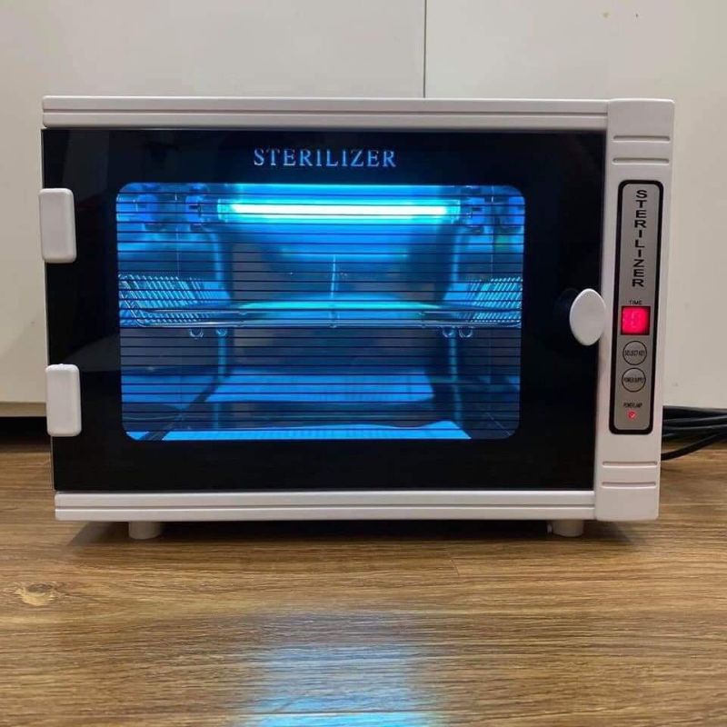 Tủ tiệt trùng dụng cụ bằng tia UV STERILIZER