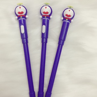 bút doremon có đèn mực xanh