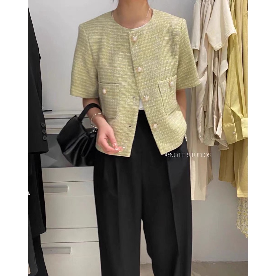 Áo sơ mi note cốm tweed xước trắng cổ tàu tay cộc 2 túi