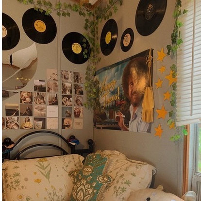 Sticker Decal Hình Đĩa Than - Vinyl Record -  Trang trí decor phòng ngủ, dán tường - Có sẵn keo - Nhận làm theo yêu cầu