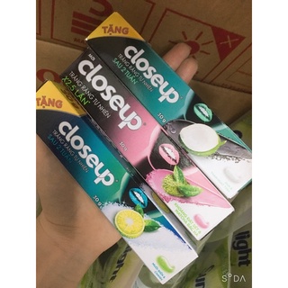 Kem đánh răng closeup trắng răng tự nhiên