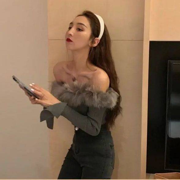 Áo Len Tay Dài Dáng Ôm Kiểu Mới