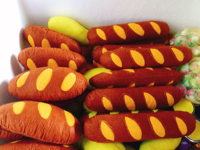 Đồ chơi bánh mì bằng vải nỉ- đồ dùng mầm non- đồ chơi vải nỉ