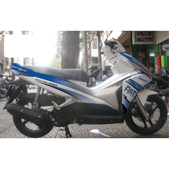 Tem trùm ♦FREESHIP♦ air blade xanh trắng đời 2011, độ team trùm ab dán phủ dàn áo xe xanh trắng rẻ đẹp