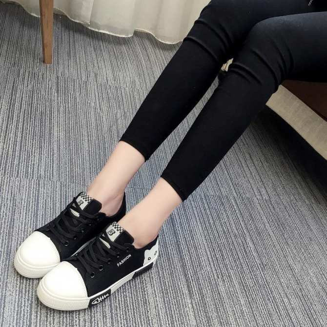 Giày thể thao mẫu mới 2021 siêu xinh