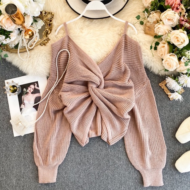 Áo len xoắn bụng
