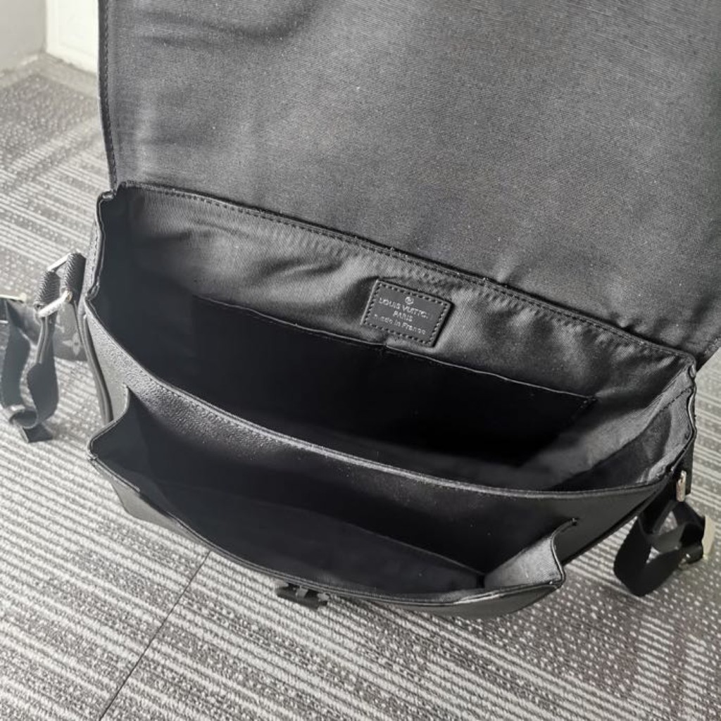 Cặp công sở Louis Vuitton size 29 x 23 x 11.5cm | BigBuy360 - bigbuy360.vn