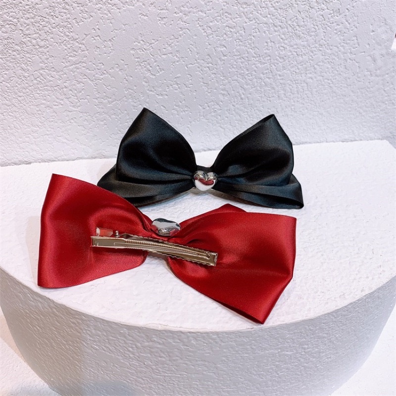 Kẹp nơ đỉnh đầu 15cm đính hình trái tim bạc tiểu thư cho bé và người lớn