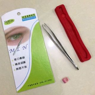 Nhíp nhổ lông mày