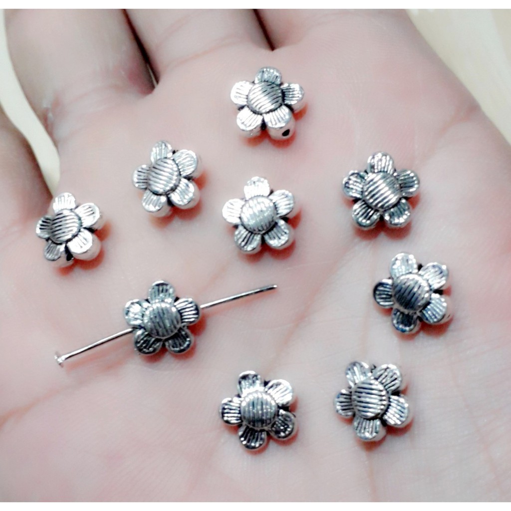 Charm phụ kiện trắng : 50g = 18k / gói [ Khách chọn mẫu bên dưới ]