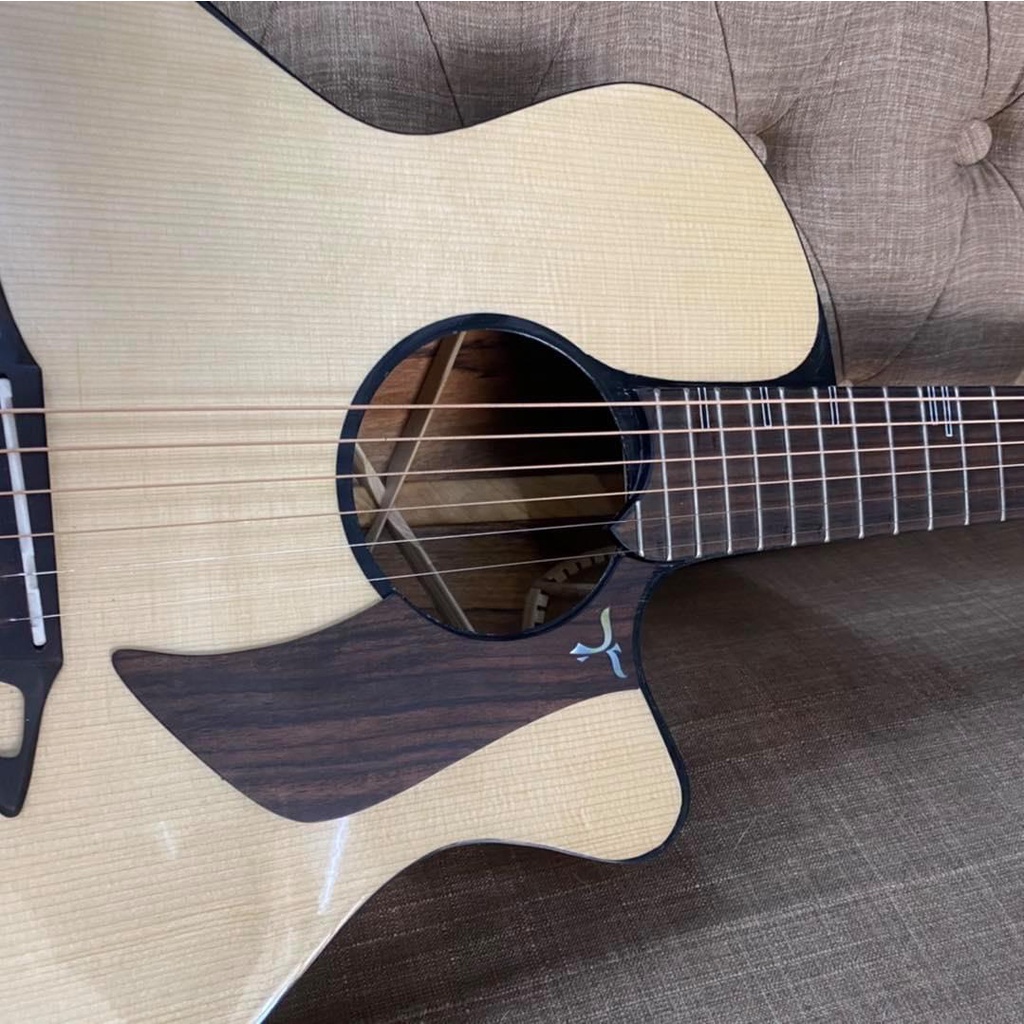 Đàn Guitar Custom Cover Casimi gỗ Si Nhật Bản