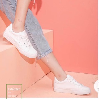 Sneaker trắng #Dusto