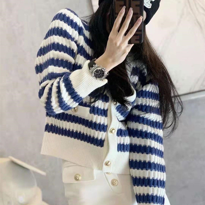 Mùa hè Hàn Quốc áo len dài tay cổ chữ V dệt kim cổ điển với áo khoác cardigan sọc tương phản | BigBuy360 - bigbuy360.vn