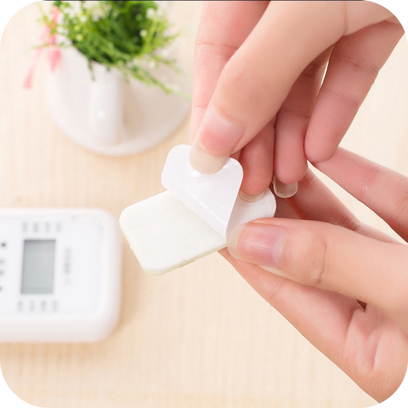 Set 4 Móc Treo Điều Khiển Từ Xa Gắn Tường Tiện Lợi
