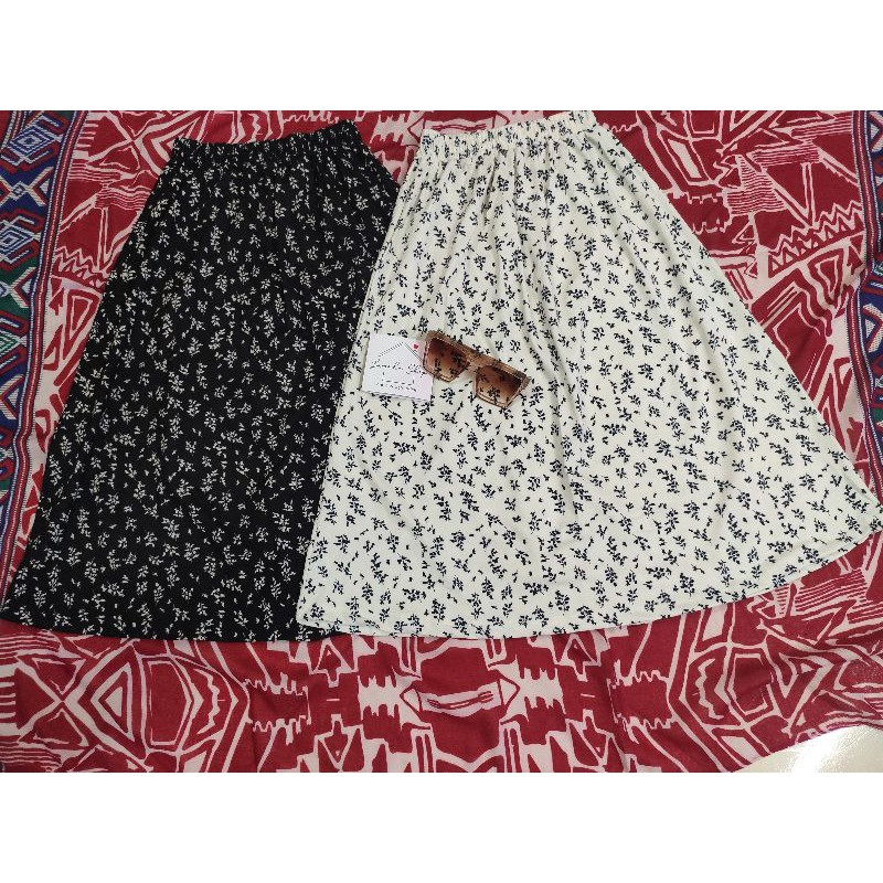 Chân Váy Hoa Dáng Xoè  Cạp Chun Vintage Hàng Quảng Châu Ulzzang Hottrend 2021 | BigBuy360 - bigbuy360.vn