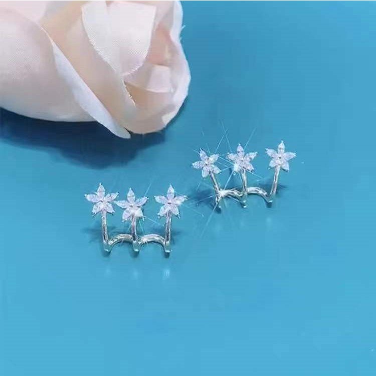 Bông tai bạc nữ dạng kẹp hình hoa sao lấp lánh, khuyên tai chất liệu bạc ta - Trang sức bạc Evasilver