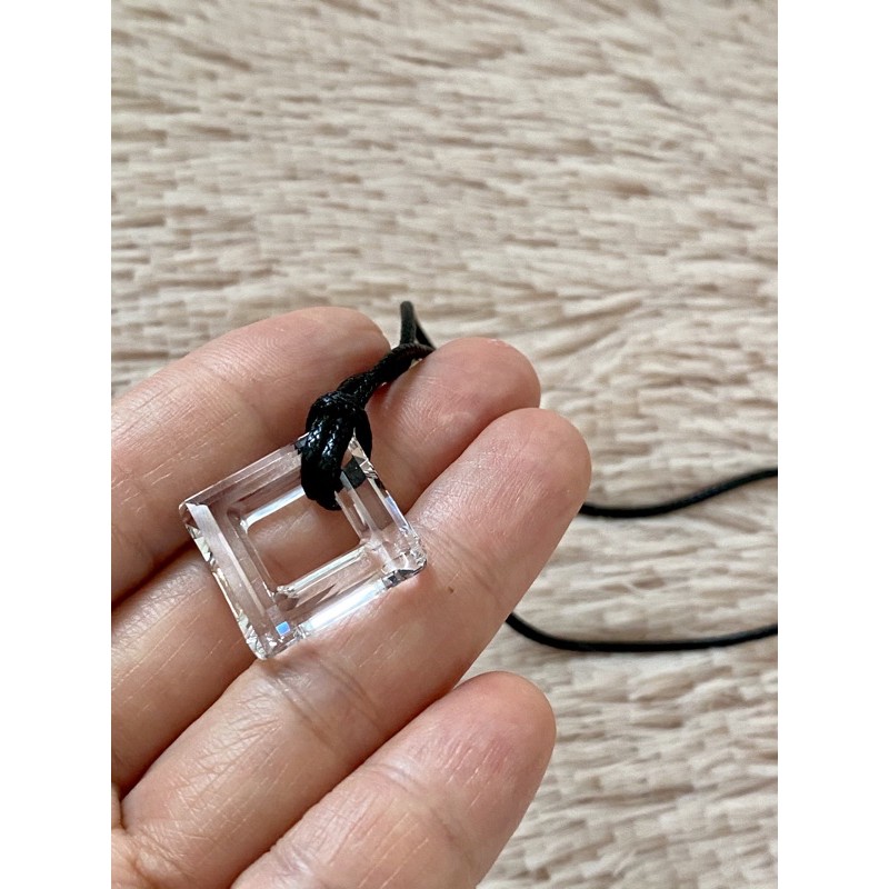 Mặt dây pha lê Swarovski vuông và tròn rỗng 14mm