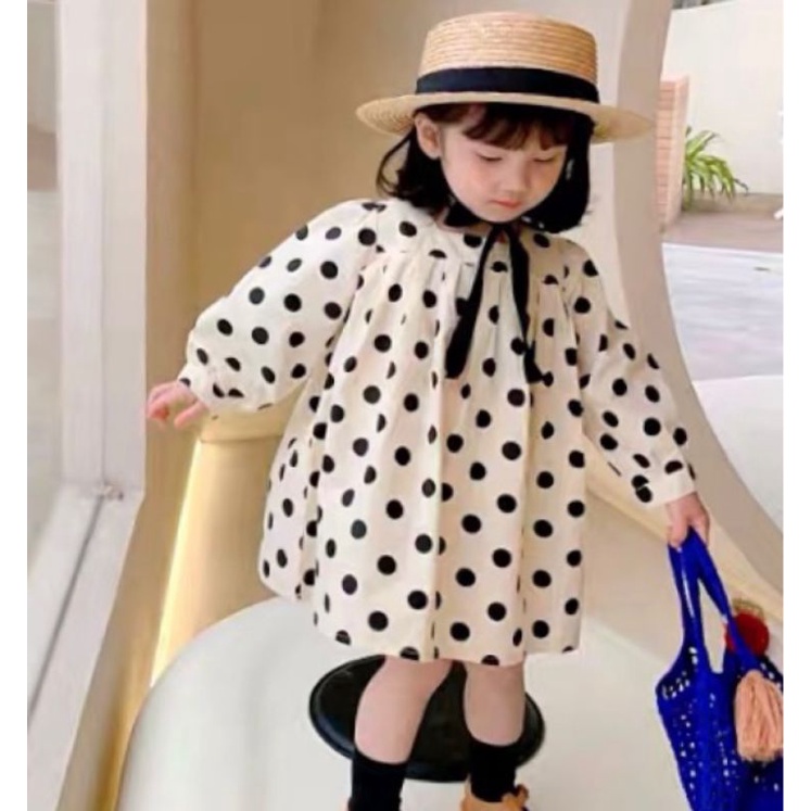 Mũ cói viền đen có dây buộc cho bé gái