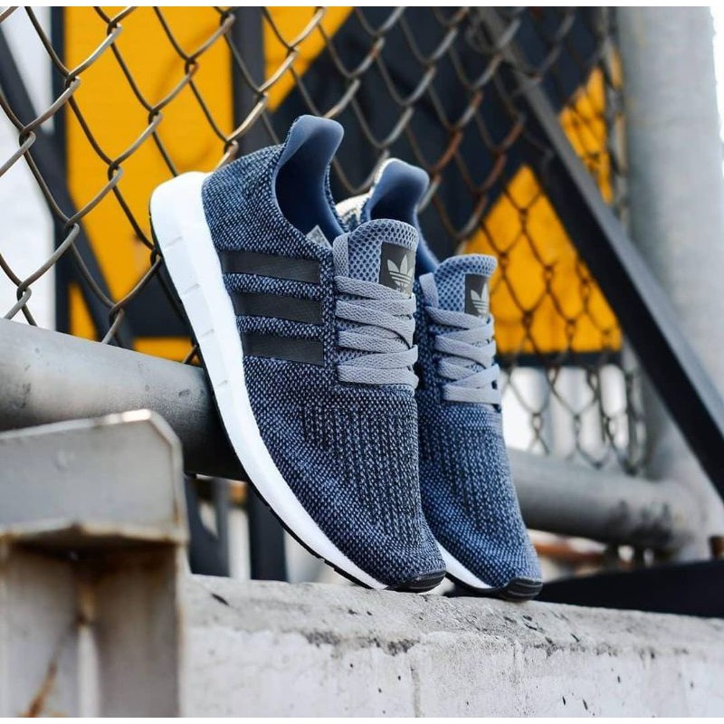 Giày Bata Adidas Swift Run Thời Trang Năng Động