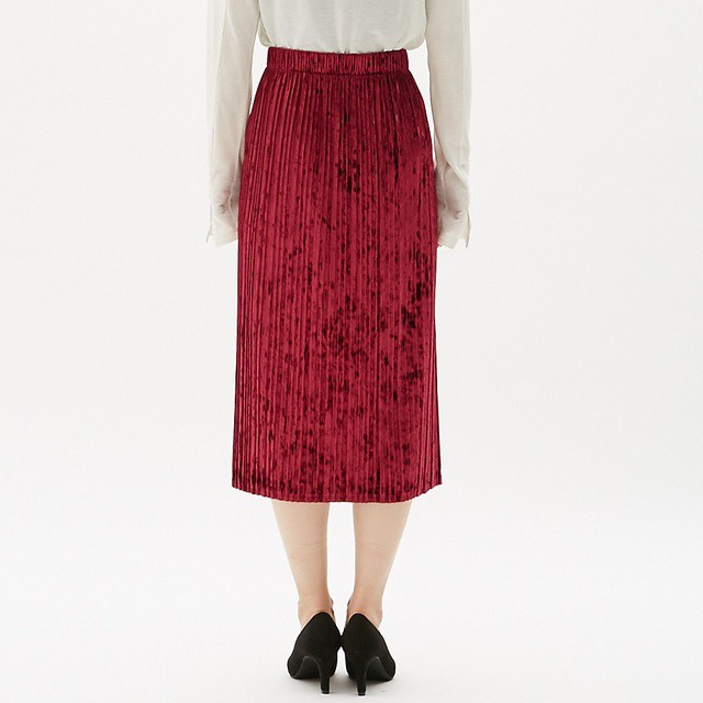 *Chân váy nhung xếp ly Gu*