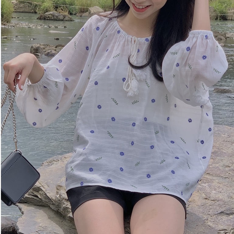 Áo kiểu dáng rộng cổ tròn cổ buộc dây nơ TKA303 LOLLIE STUDIO