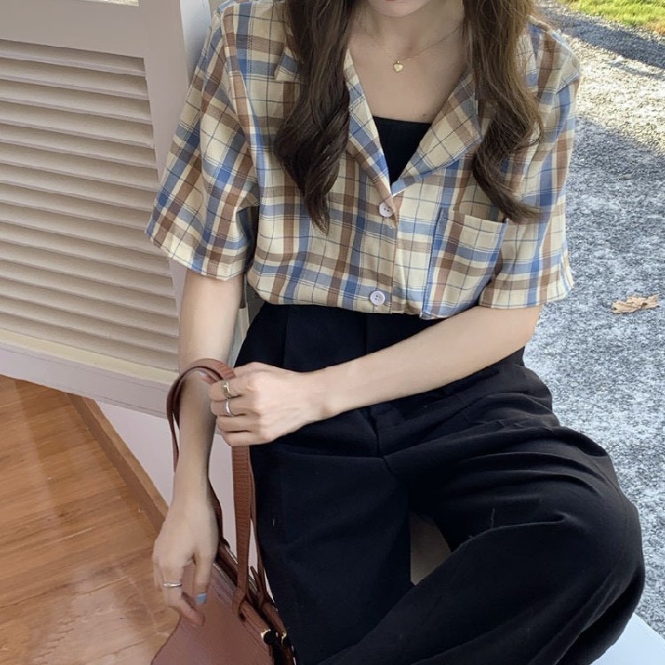 [Mã FAMAYWA giảm 10K đơn 50K] Áo sơ mi kẻ cổ vest KA Closet Chất kẻ thô, tay lỡ, màu kẻ nâu tây trắng da hot | BigBuy360 - bigbuy360.vn