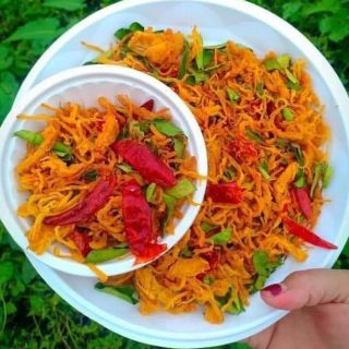 Khô gà lá chanh nhà làm (hộp 500gr)